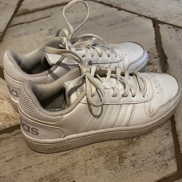 Adidas - Picture 1 of 1